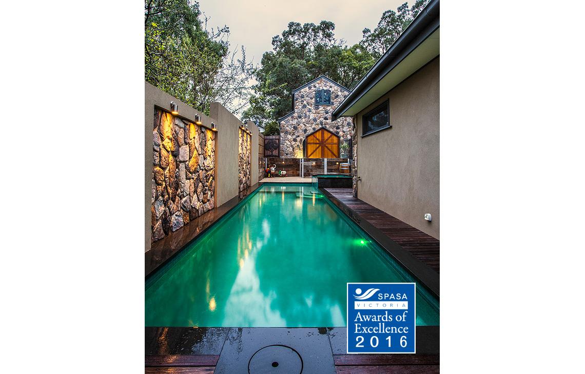 2016 Award Entry - Seaspray Pools
